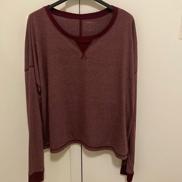 Arizona Jean Co NWT Women’s Long Sleeve Top in Dark Ruby. Size XL. - Picture 1 of 10